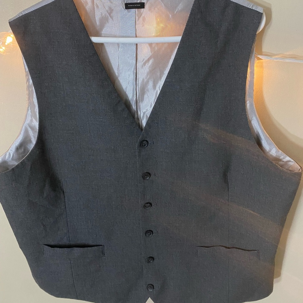 Mens XL J.Ferrar vest.